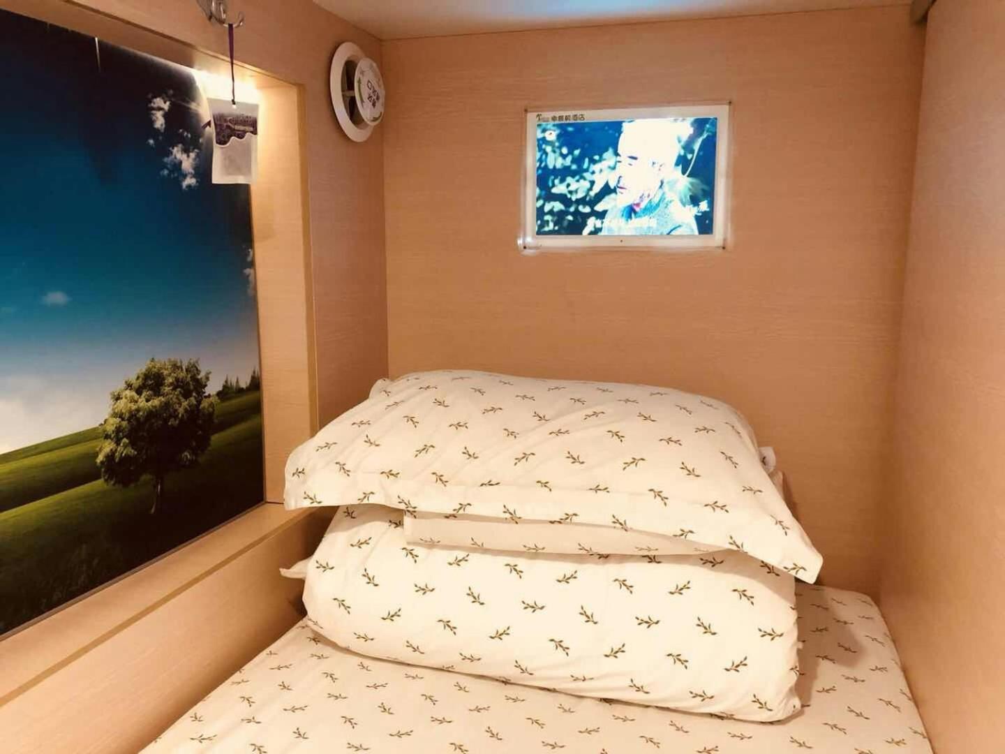 The Olive Tree Capsule Hostel Šen-čen Exteriér fotografie
